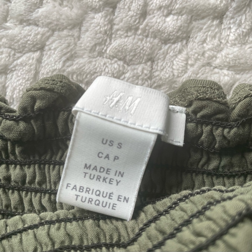 H&m camisole with smocking